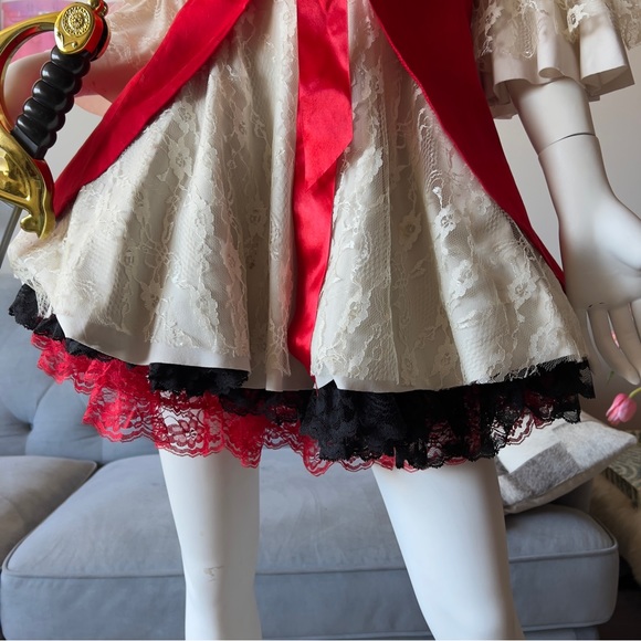 Sexy Pirate HALLOWEEN Costume SizeS Extra 2 Double Skirts included + Hat + Sword - Picture 3 of 13
